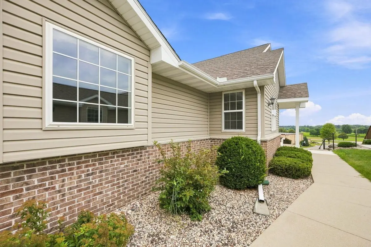118 Summit COURT #2601, Columbus, WI 53925 - #1