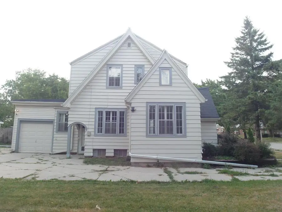 5839 N 35th STREET, Milwaukee, WI 53209 - #2