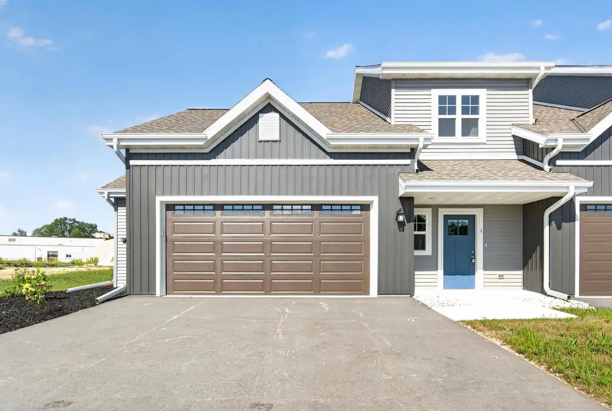 1675 Reigle DRIVE #1, Kewaskum, WI 53040 - #1