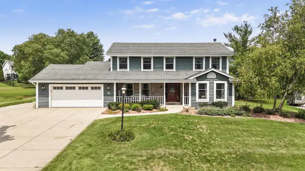 N65W14482 Redwood DRIVE, Menomonee Falls, WI 53051