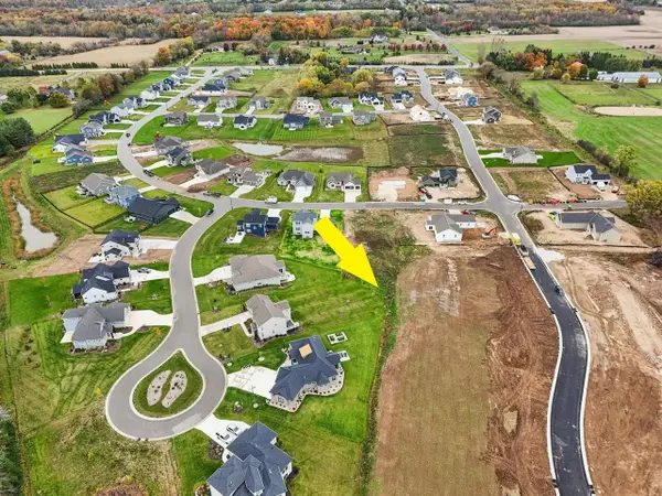 Lt75 RED HOLLY DRIVE, Germantown, WI 53022