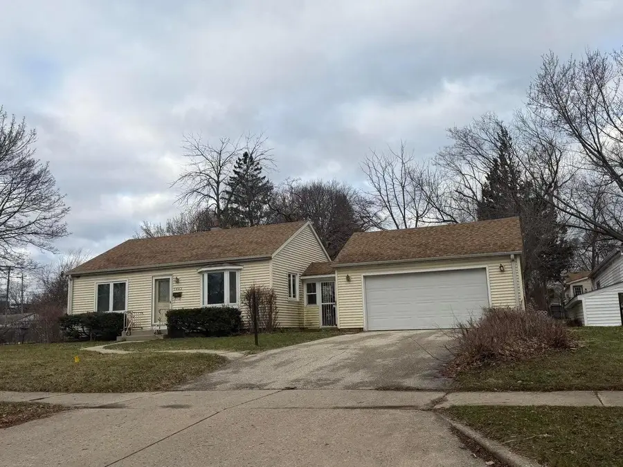 5643 N 66th STREET, Milwaukee, WI 53218 - #2