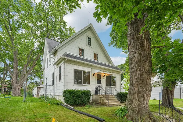 118 S Milwaukee STREET, Fredonia, WI 53021