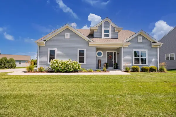 221 Arbor Point AVENUE, West Bend, WI 53095
