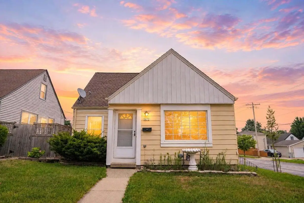 3672 S 19th STREET, Milwaukee, WI 53221 - #1