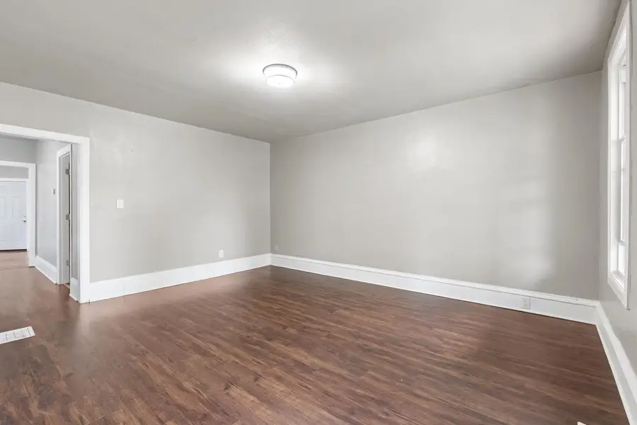 1815 W Becher STREET, Milwaukee, WI 53215 - #2