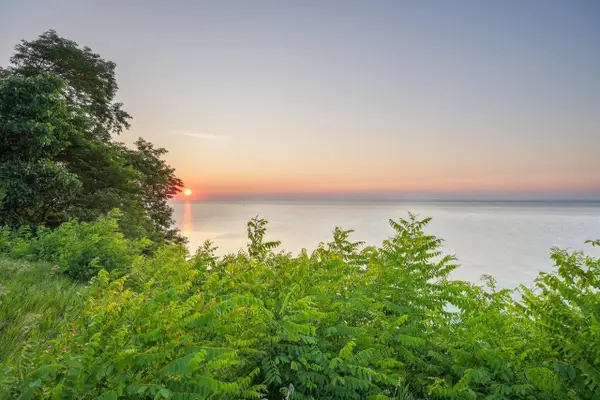 580 N Lake Shore ROAD, Grafton, WI 53024