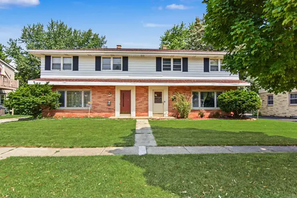 5111 Maplewood DRIVE #5113, Greendale, WI 53129