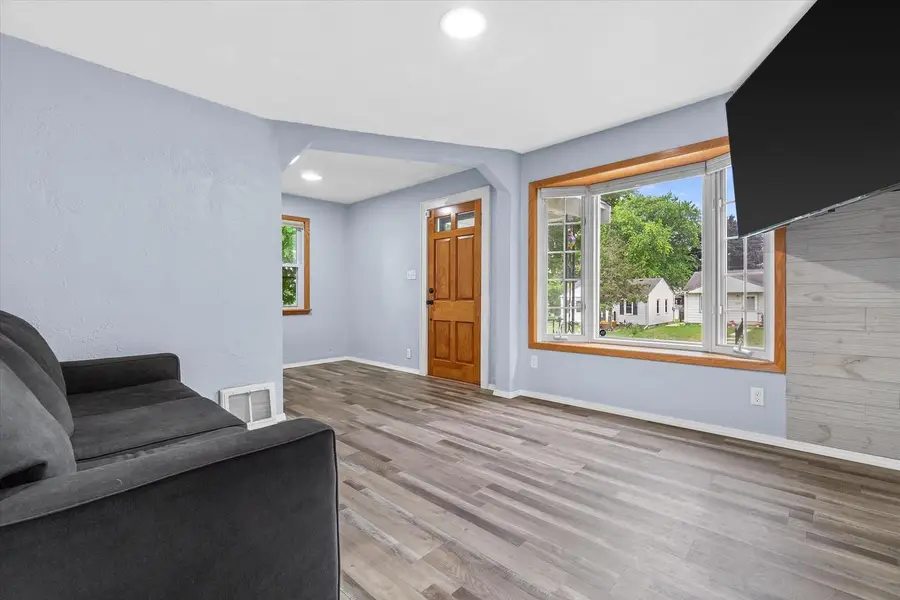 1824 Missouri AVENUE, South Milwaukee, WI 53172 - #3