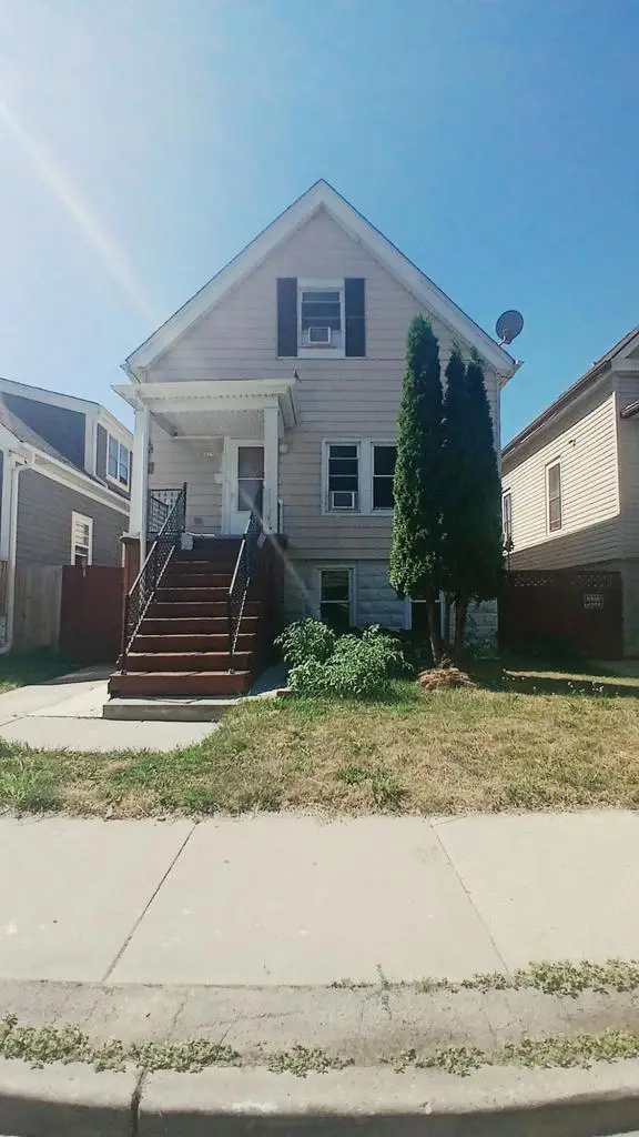 1823 W Kerney PLACE #1823A, Milwaukee, WI 53215