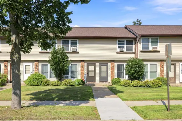916 12th AVENUE S, Onalaska, WI 54650