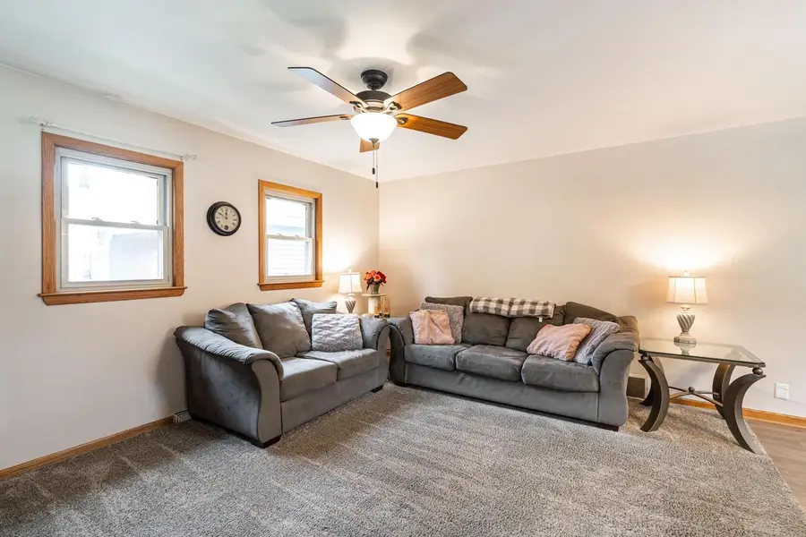 110 S Highland AVENUE, Thiensville, WI 53092 - #3