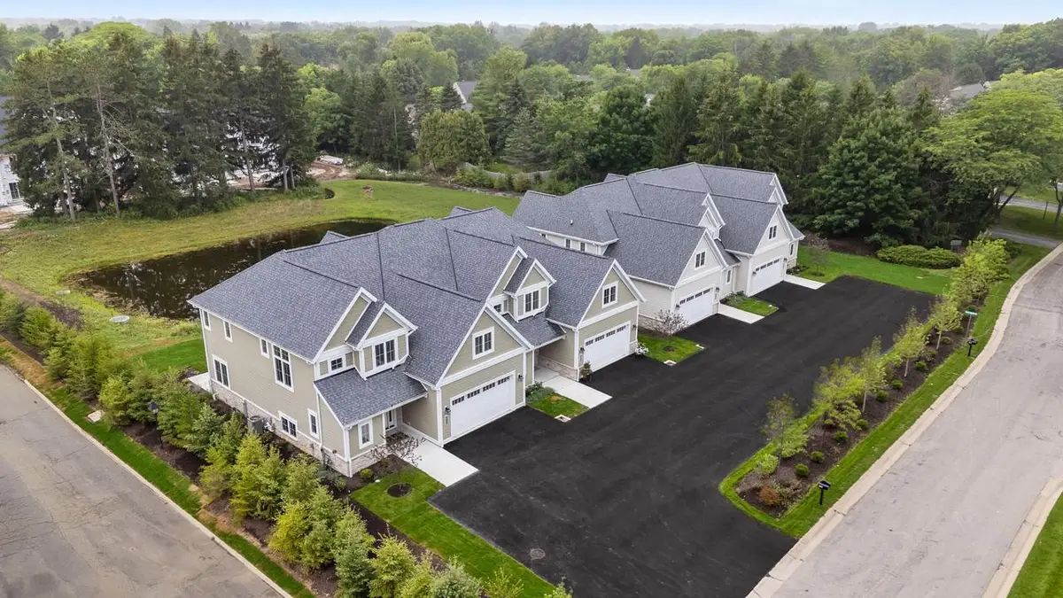 1407 W Eastbrook DRIVE, Mequon, WI 53092 - #1
