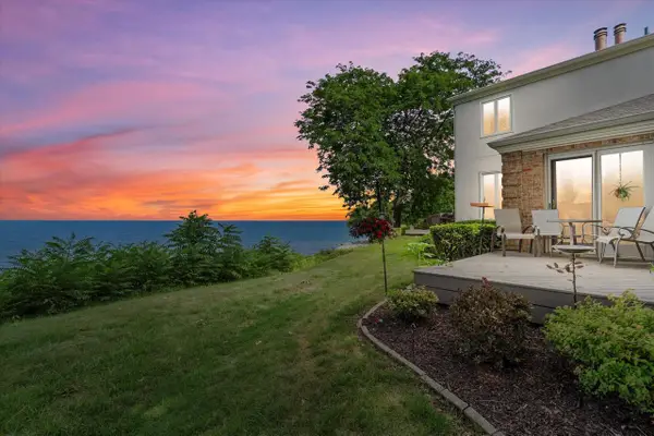 700 Waters Edge ROAD #5, Racine, WI 53402