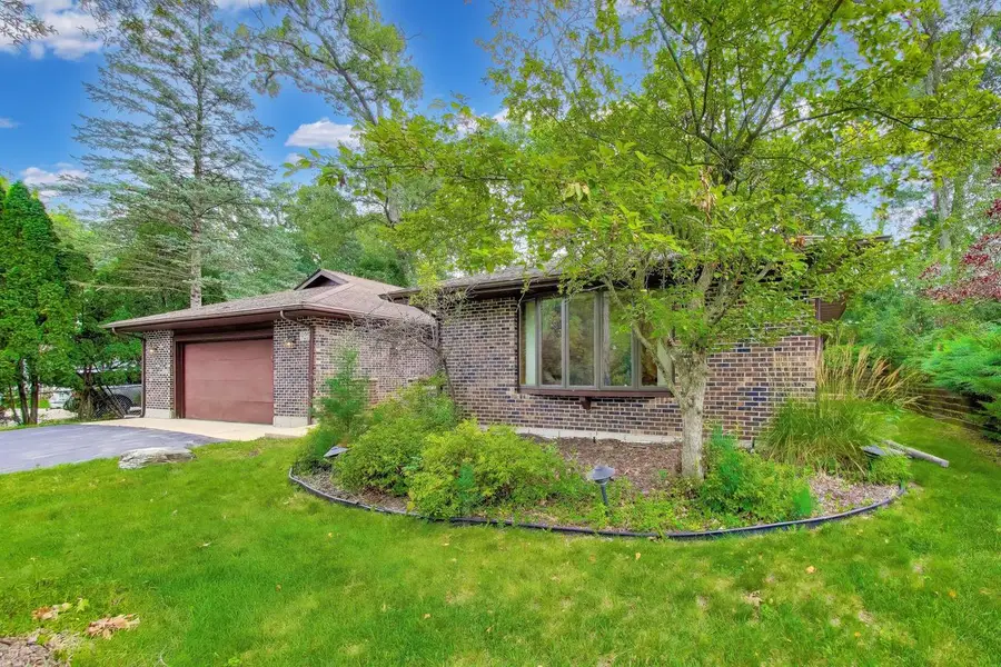 925 Tarrant DRIVE, Fontana, WI 53125 - #2