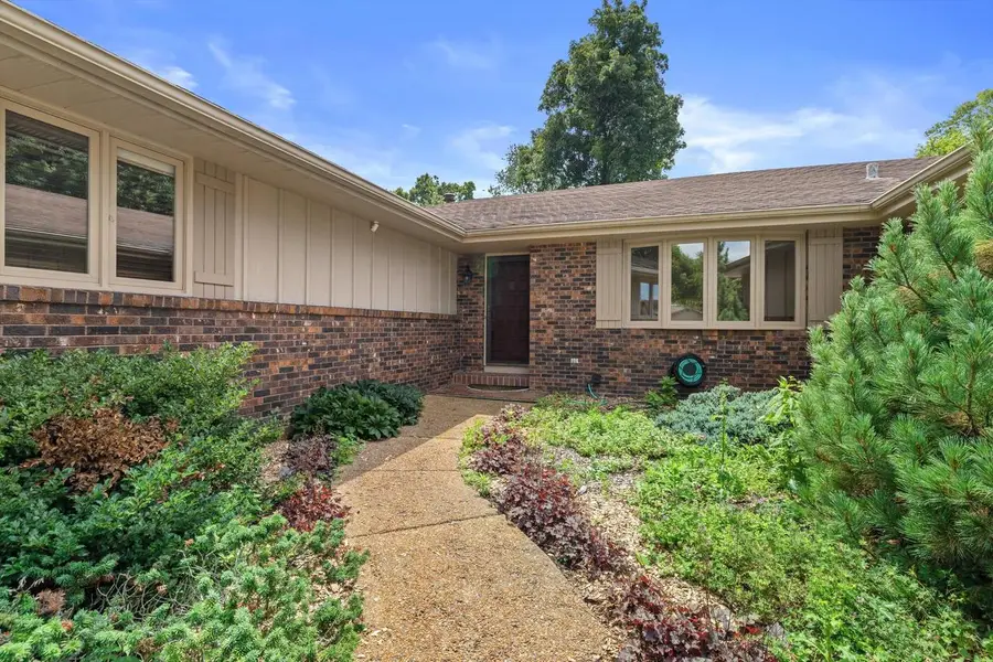 8640 111th AVENUE, Pleasant Prairie, WI 53158 - #2