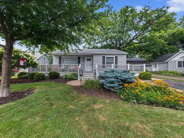 N2446 KNOLLWOOD DRIVE, Lake Geneva, WI 53147