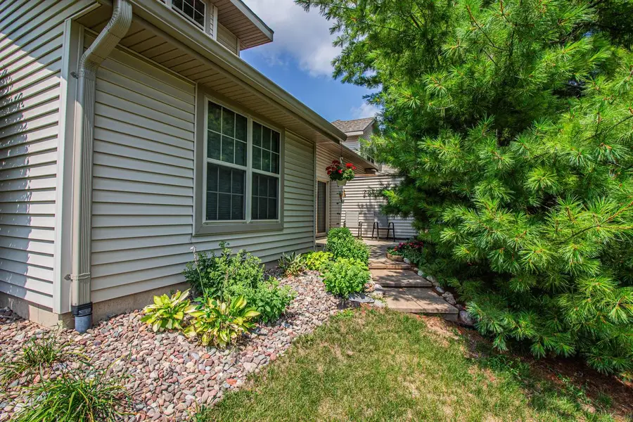 W200N16856 Park COURT #4, Jackson, WI 53037 - #2