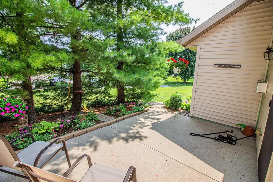 W200N16856 Park COURT #4, Jackson, WI 53037 - #3