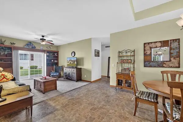 112 Walnut Ridge ROAD #17, Union Grove, WI 53182 - #2