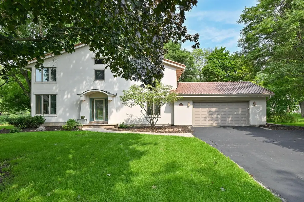 15270 Red Fox LANE, Elm Grove, WI 53122 - #1