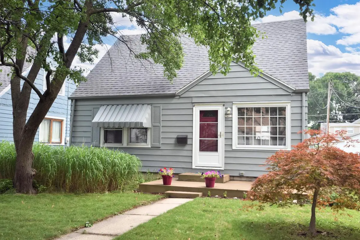 3412 N 89th STREET, Milwaukee, WI 53222 - #1