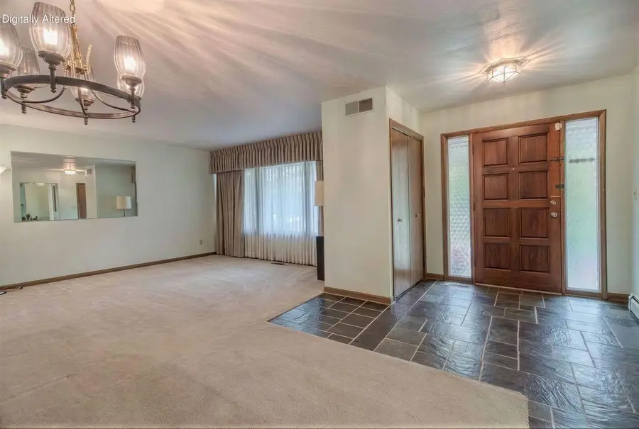 W152N7406 Westwood DRIVE, Menomonee Falls, WI 53051 - #3