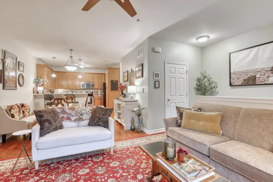 808 Timber Ridge COURT #4 D, Waukesha, WI 53189 - #3