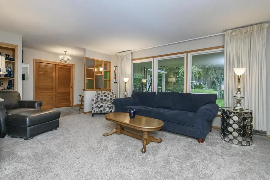7420 N Longview AVENUE, Glendale, WI 53209 - #3