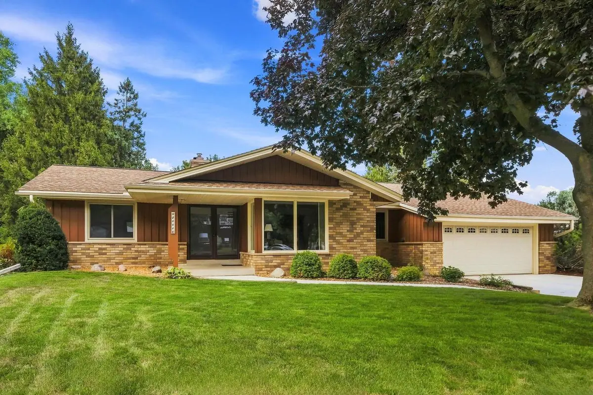 2666 S Seymour PLACE, West Allis, WI 53227 - #1