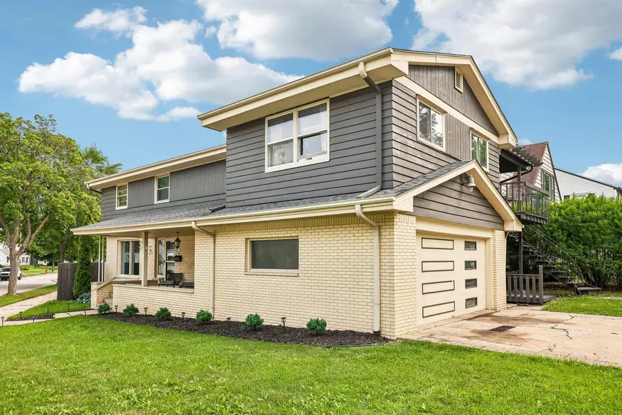 9625 W Metcalf PLACE, Milwaukee, WI 53222 - #2