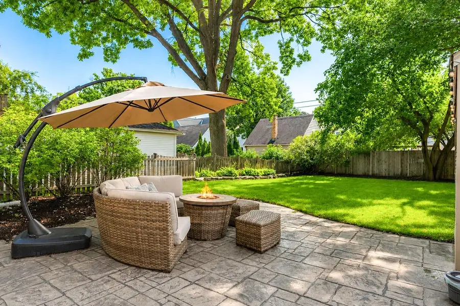 5516 N Kent AVENUE, Whitefish Bay, WI 53217 - #2