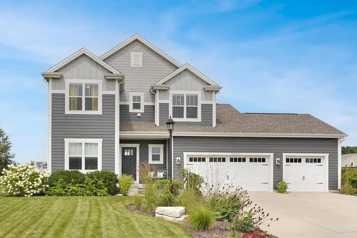 N61W13722 Weyer Farm ROAD, Menomonee Falls, WI 53051 - #1