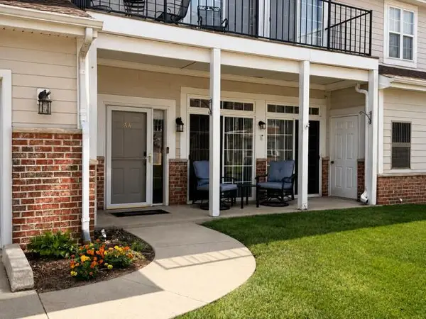 6739 Meadowlands CIRCLE #6AA, Pleasant Prairie, WI 53158
