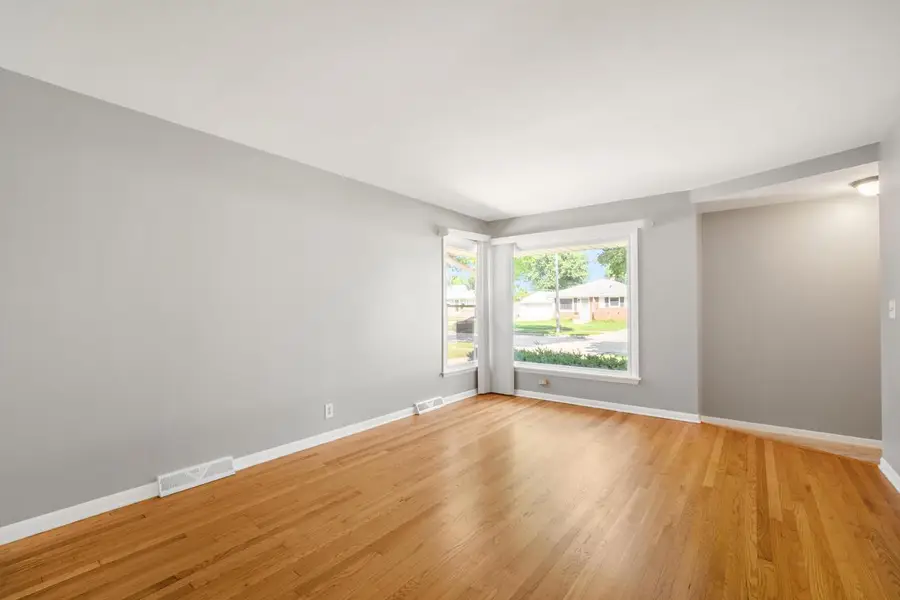 4921 N 104th STREET, Milwaukee, WI 53225 - #2