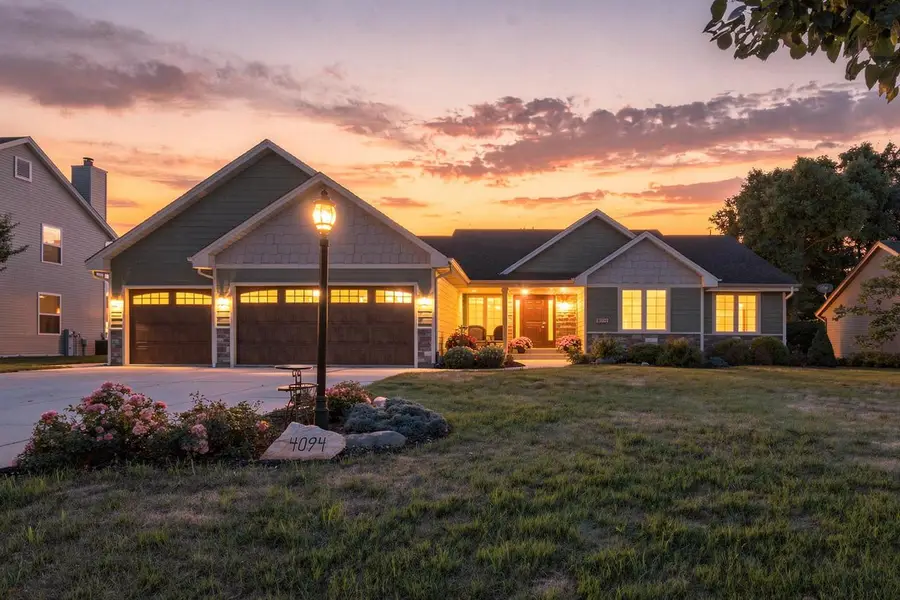4094 W Whispering Ridge PASS, Franklin, WI 53132 - #2