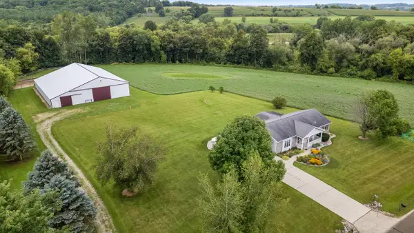 N6745 Mine ROAD, Iron Ridge, WI 53035
