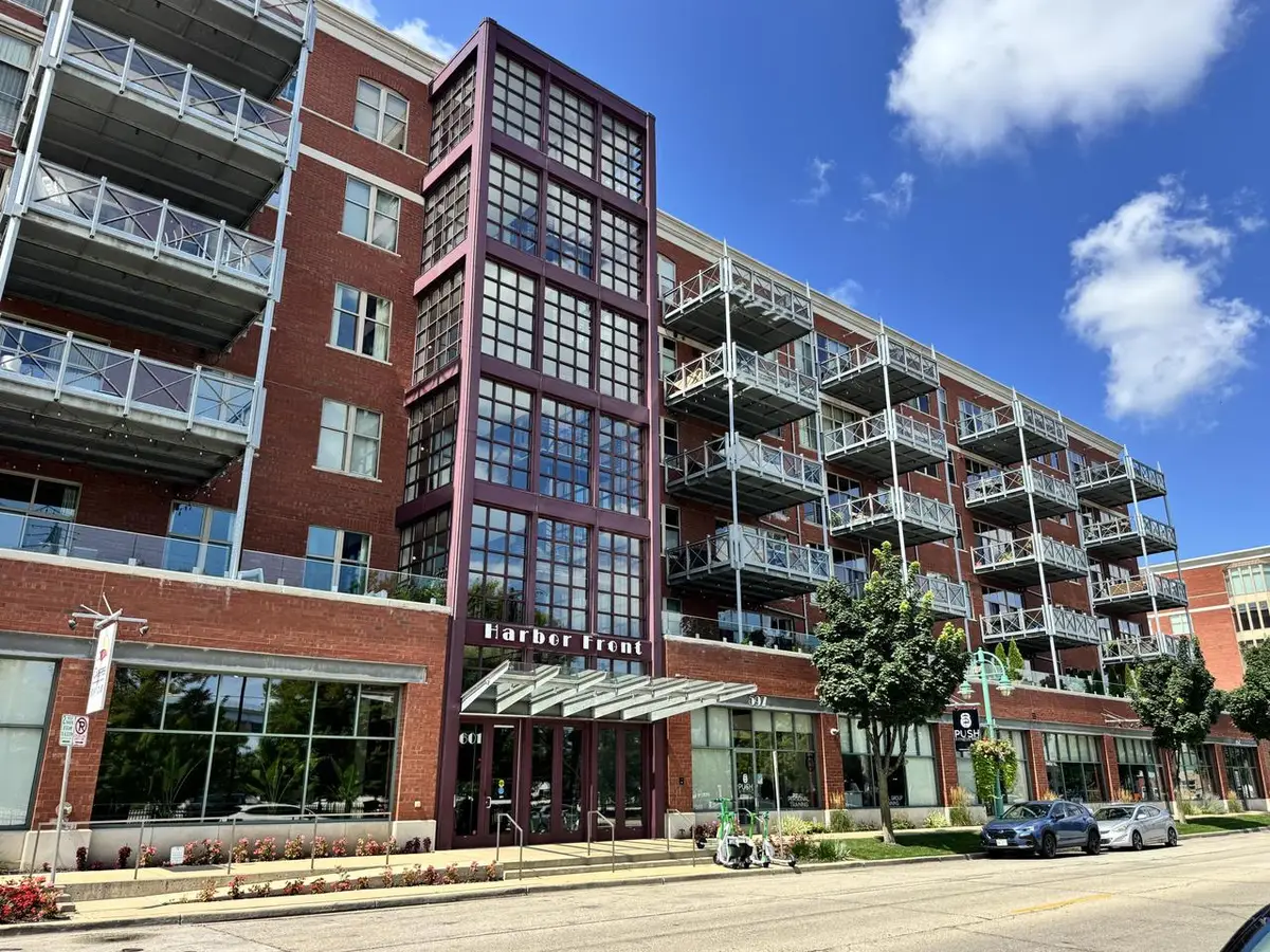 601 E Erie STREET #603, Milwaukee, WI 53202 - #1