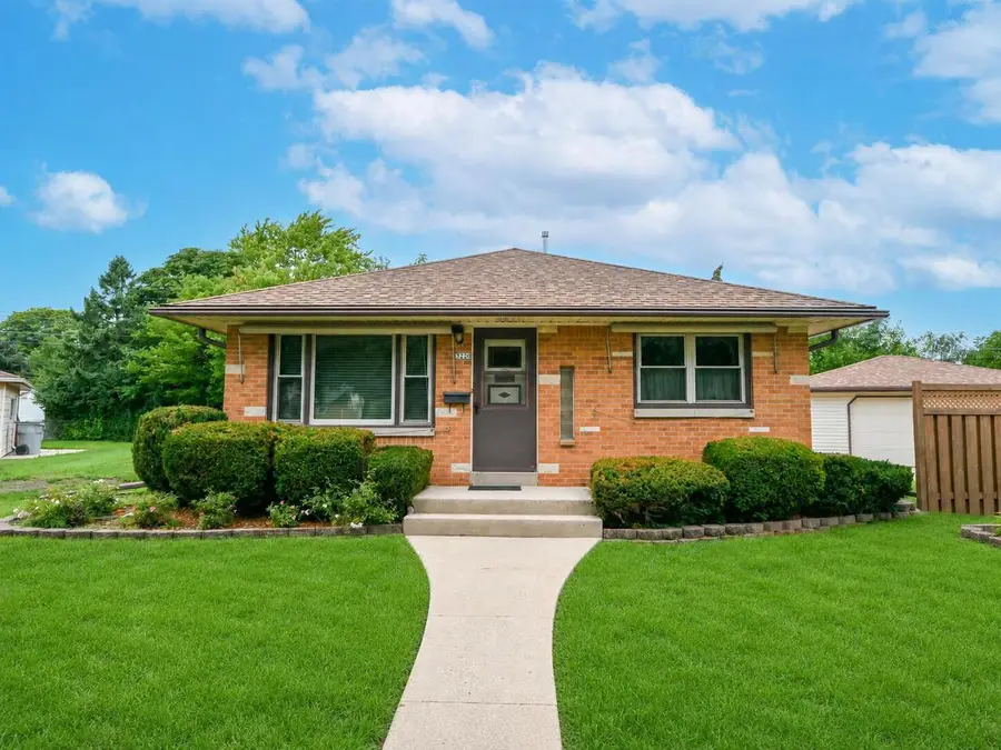 3220 S 82nd COURT, Milwaukee, WI 53219 - #2