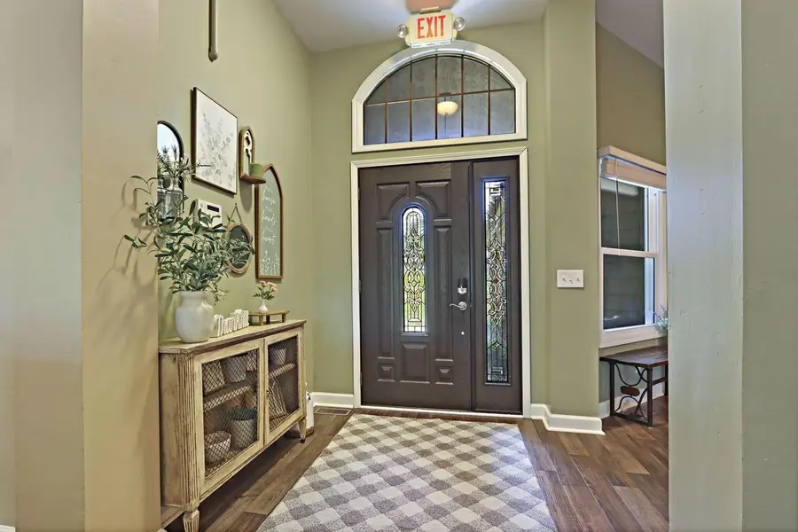 W913 Washington AVENUE, Burlington, WI 53105 - #2