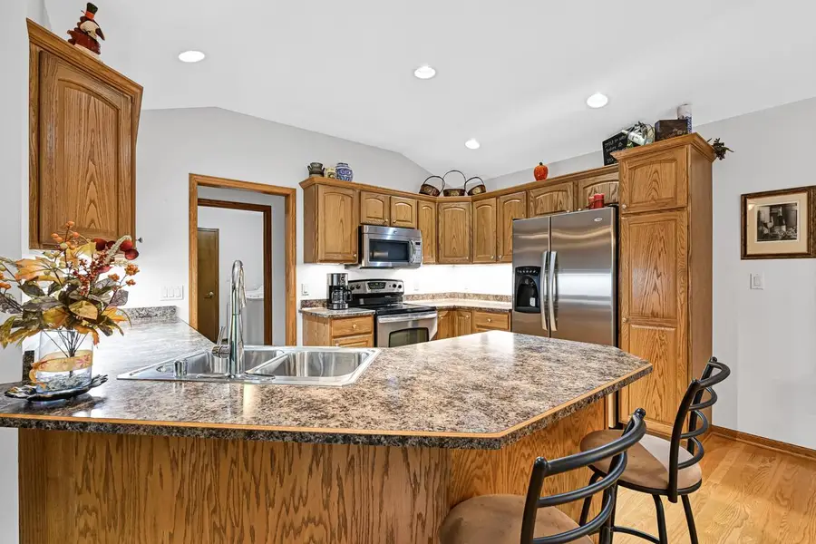 W765 Potters CIRCLE, East Troy, WI 53120 - #3