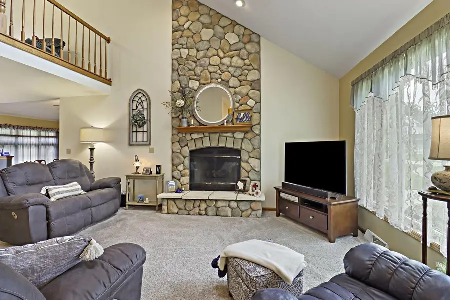 1463 Creek Side DRIVE, Burlington, WI 53105 - #2