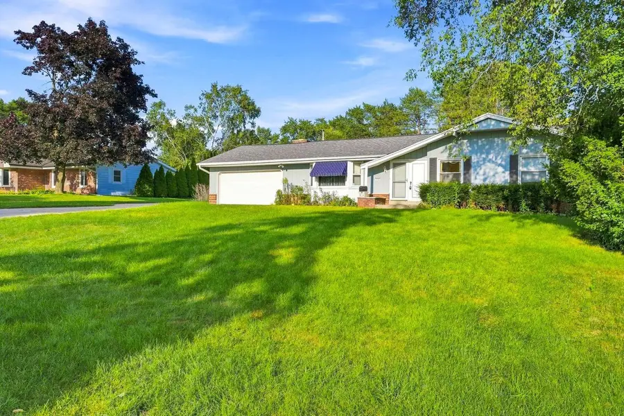 4560 Imperial DRIVE, Brookfield, WI 53045 - #3