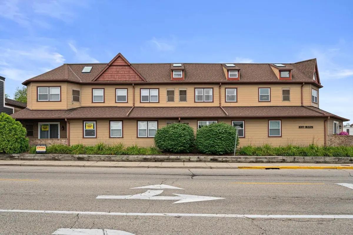 100 Main STREET #103, Pewaukee, WI 53072 - #1
