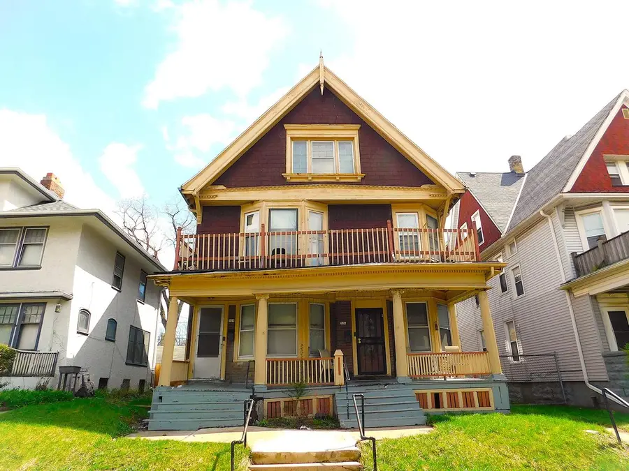 526 N 32nd STREET #528, Milwaukee, WI 53208 - #3