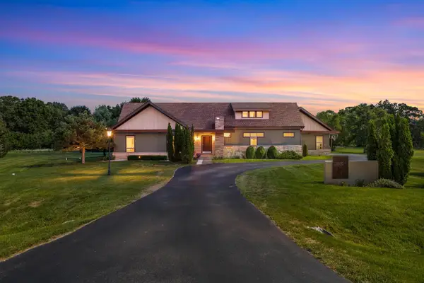 S90W32800 Granite TRAIL, Mukwonago, WI 53149