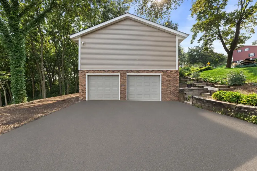 2117 Harris-Highland DRIVE, Waukesha, WI 53188 - #2