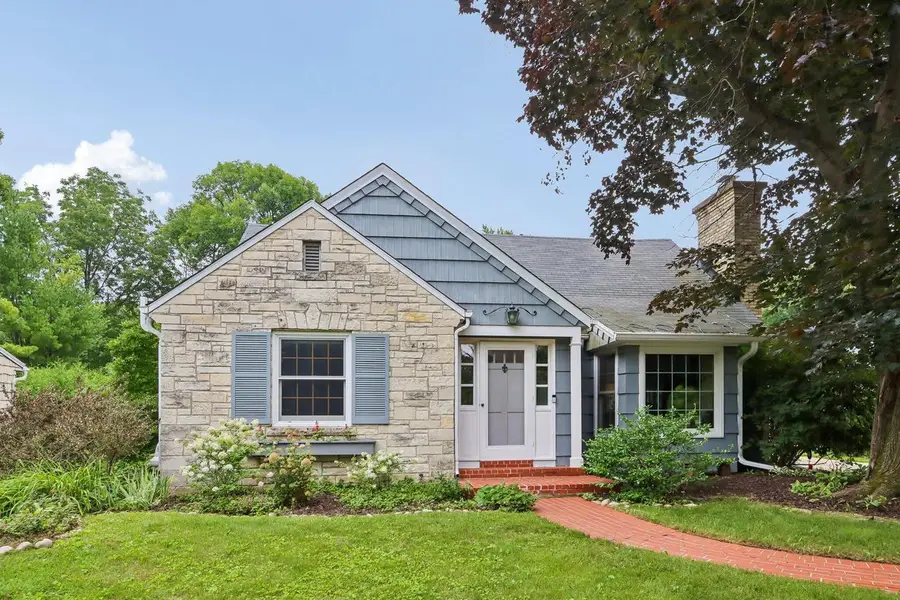 8208 N Santa Monica BOULEVARD, Fox Point, WI 53217 - #3