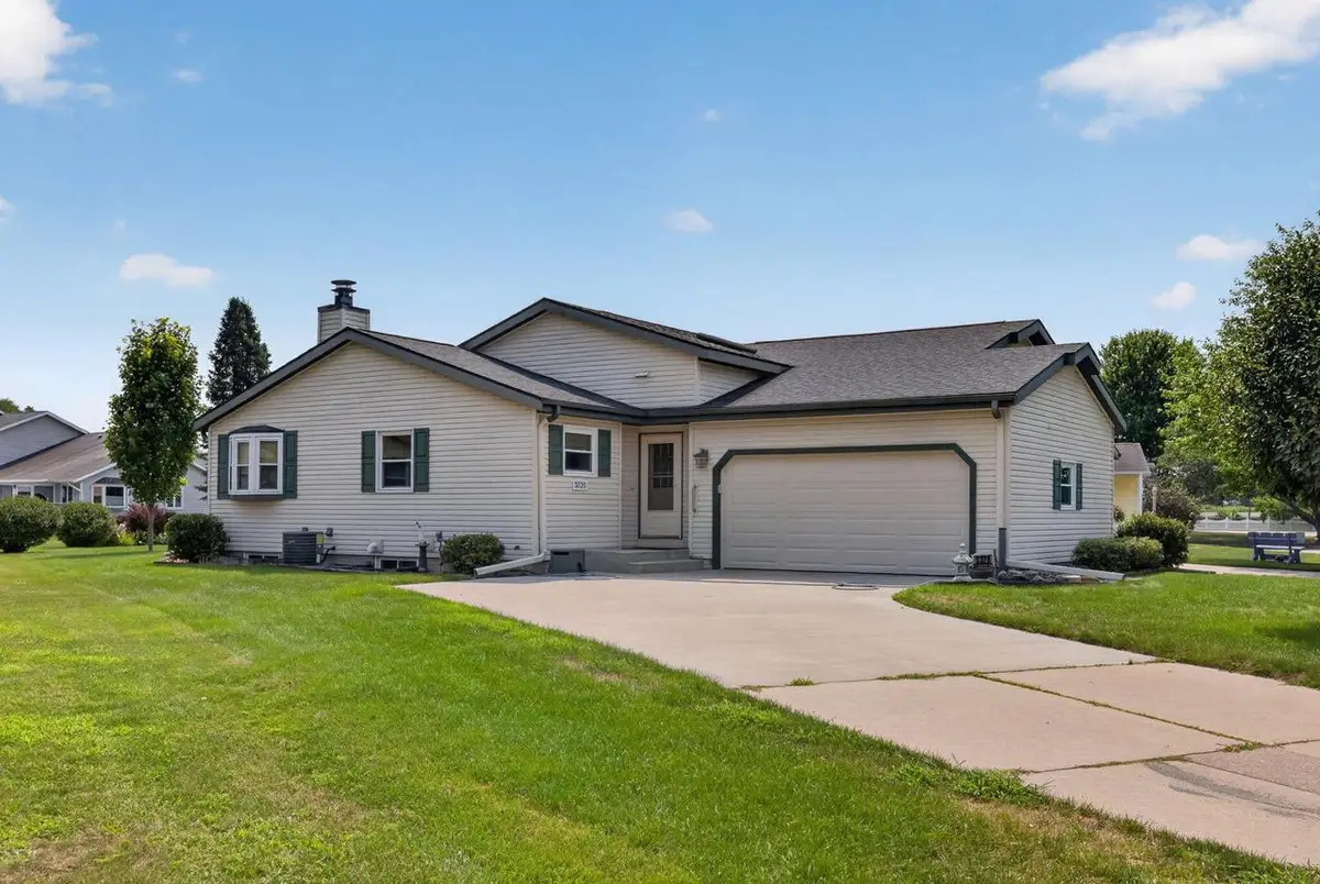 3320 Solaris LANE, La Crosse, WI 54601 - #1