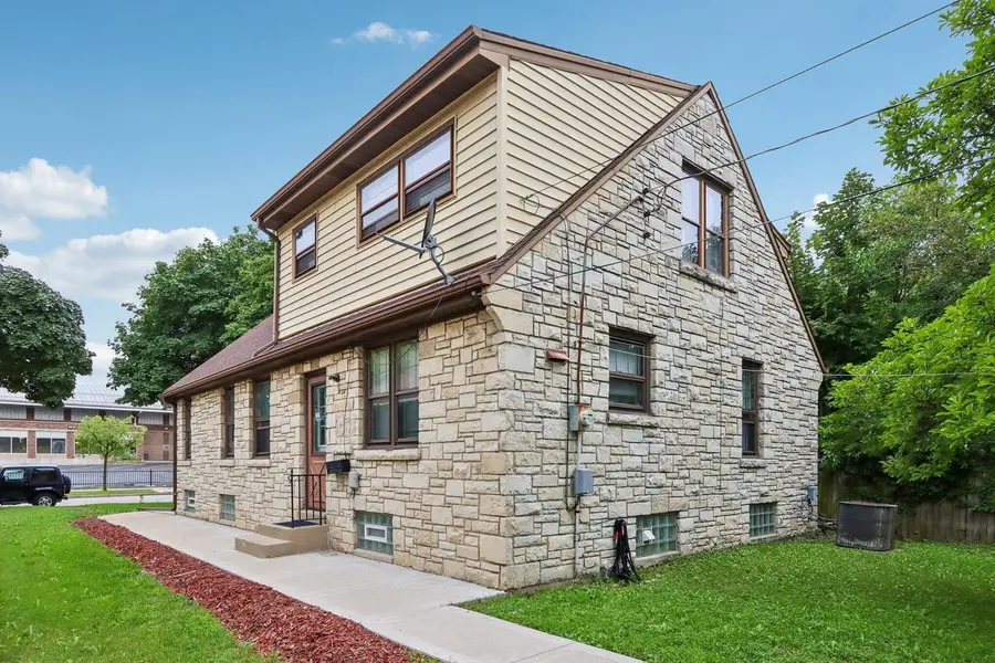 3140 S 40th STREET, Milwaukee, WI 53215 - #3